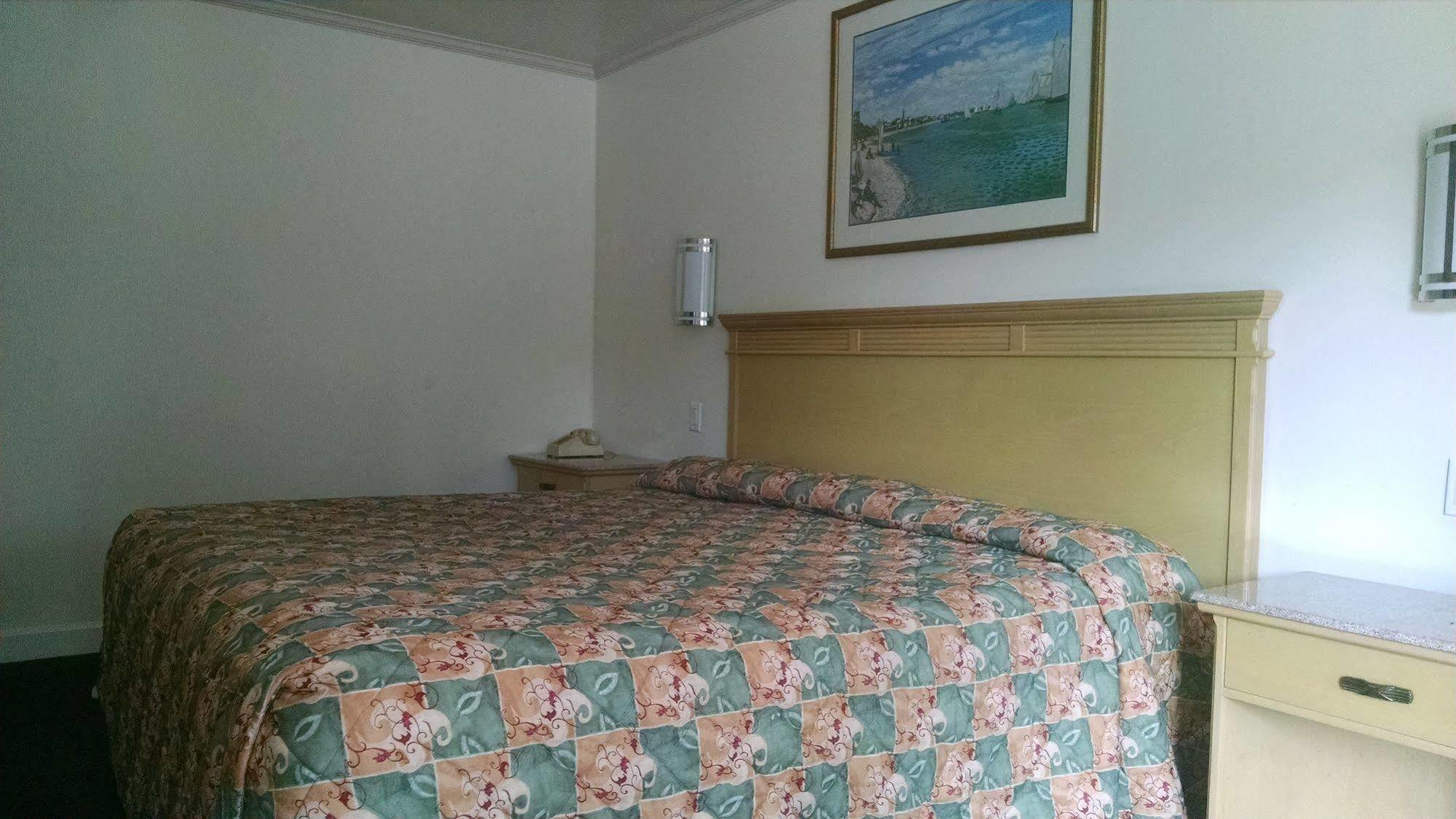 Budget Lodge ニューポートニューズ エクステリア 写真